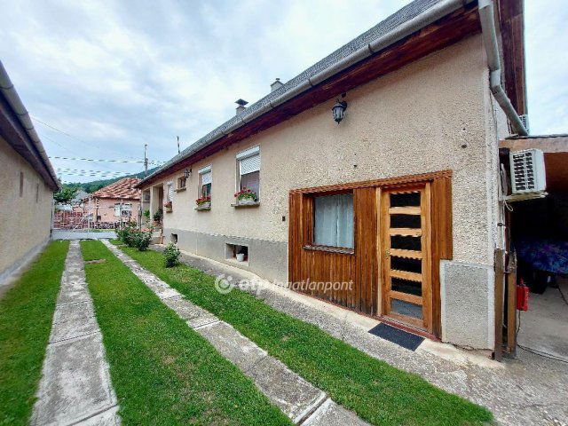 Eladó családi ház, Sátoraljaújhelyen 89.9 M Ft, 4 szobás
