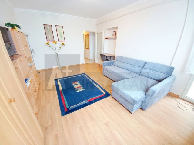 Kiadó téglalakás, albérlet, Szegeden 170 E Ft / hó, 2 szobás