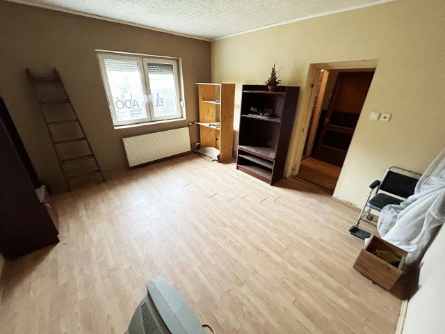 Eladó családi ház, Kaposfőn 22.7 M Ft, 5 szobás