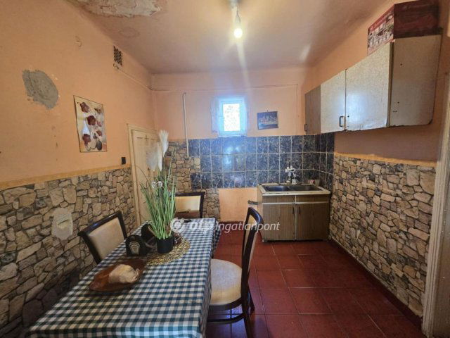 Eladó családi ház, Létavértesen 15.99 M Ft, 2 szobás