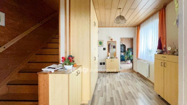 Eladó családi ház, Halászin 89.5 M Ft, 5 szobás