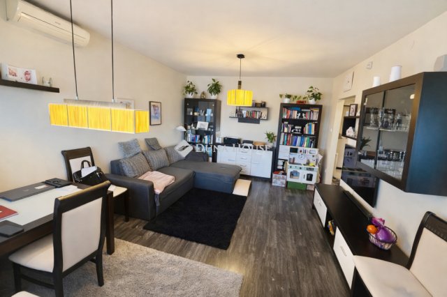 Eladó téglalakás, Debrecenben 75.9 M Ft, 3 szobás