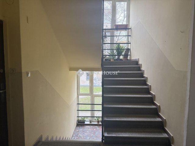 Eladó téglalakás, Budapesten, XVIII. kerületben 68.5 M Ft