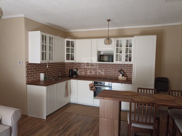 Eladó téglalakás, Budapesten, XIV. kerületben 67.5 M Ft