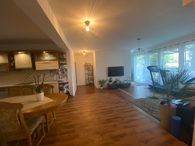 Eladó családi ház, Kiskunhalason 83.9 M Ft, 3+1 szobás