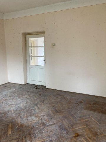 Eladó családi ház, Ebesen 71.99 M Ft, 2 szobás