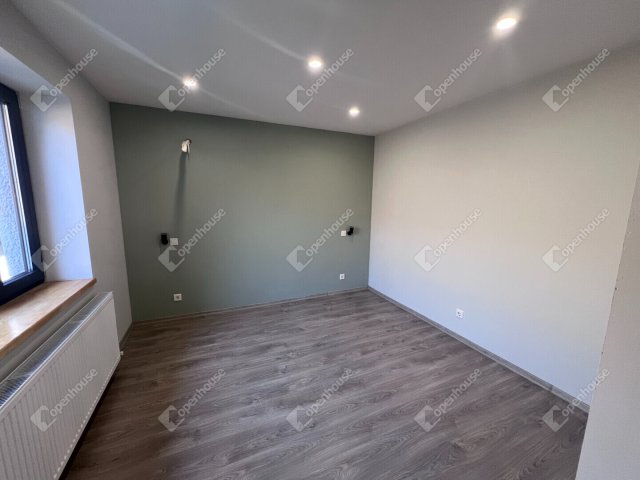 Kiadó téglalakás, albérlet, Sopronban 250 E Ft / hó, 3 szobás