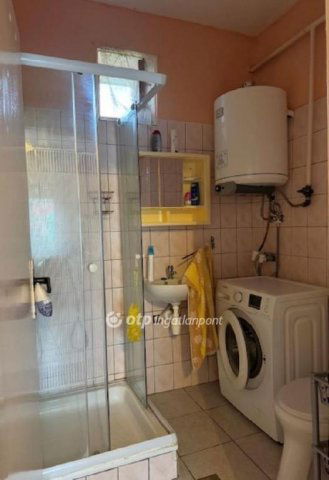 Eladó családi ház, Pázmándon 45 M Ft, 3 szobás