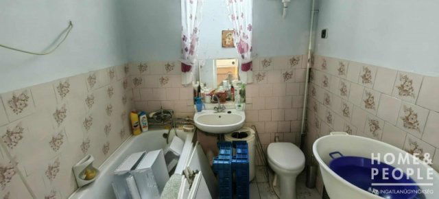 Eladó családi ház, Makón 24.99 M Ft, 3+1 szobás