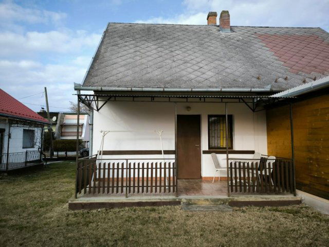 Eladó nyaraló, Balatonmáriafürdőn 42.9 M Ft, 2+1 szobás