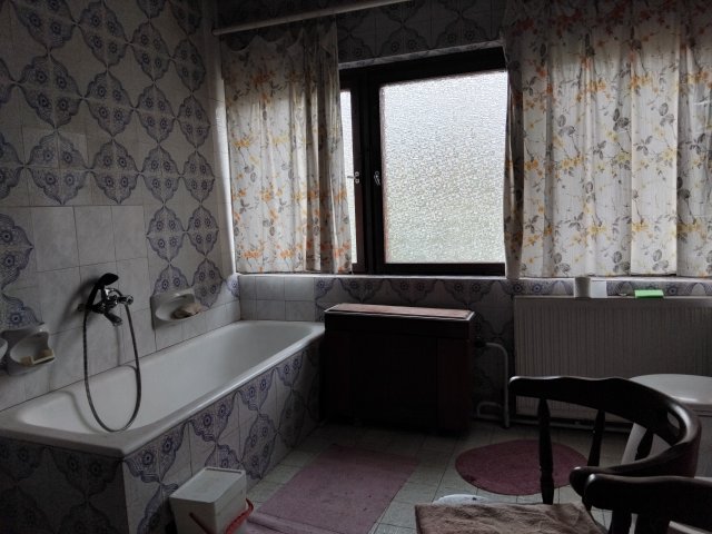 Eladó családi ház, Pécsett 85 M Ft, 4+1 szobás