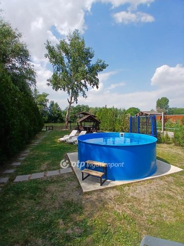 Eladó nyaraló, Békésszentandráson 70 M Ft, 2 szobás