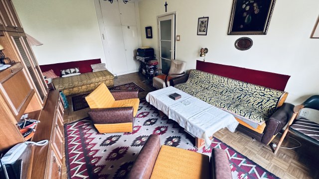 Eladó téglalakás, Budapesten, XVIII. kerületben, Építő utcában