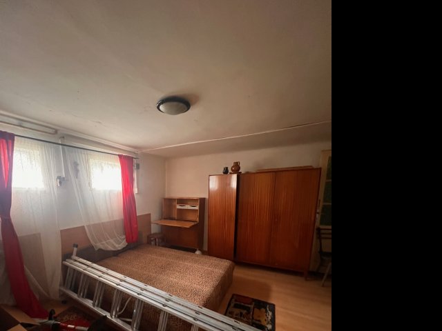 Eladó családi ház, Kerepesen 59.9 M Ft, 4 szobás