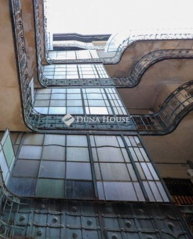 Eladó téglalakás, Budapesten, XI. kerületben 45.9 M Ft, 1 szobás