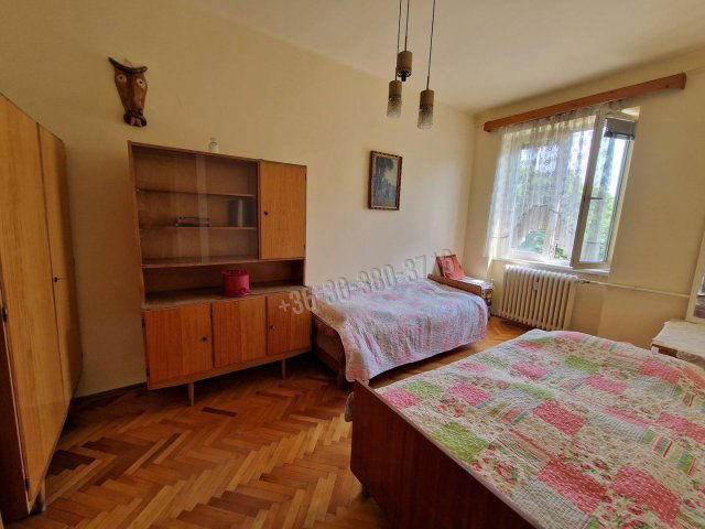 Eladó téglalakás, Dunaújvárosban 24.8 M Ft, 2 szobás