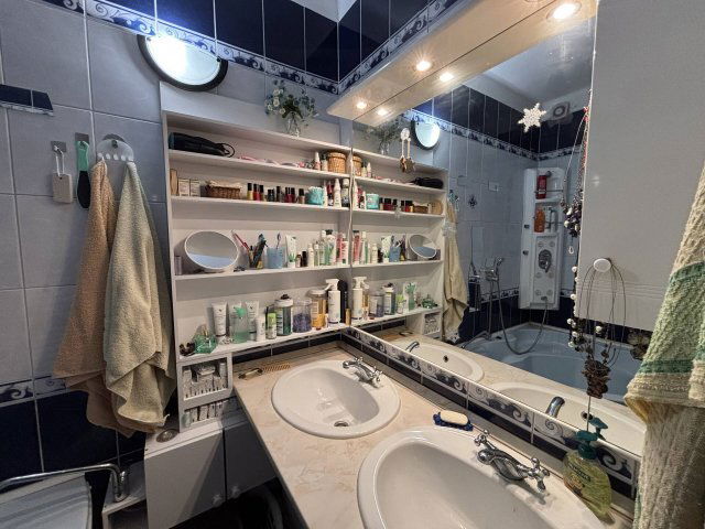 Eladó téglalakás, Debrecenben 76 M Ft, 2+1 szobás