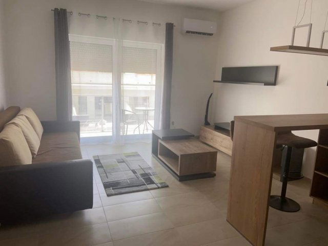 Kiadó téglalakás, albérlet, Szombathelyen 160 E Ft / hó