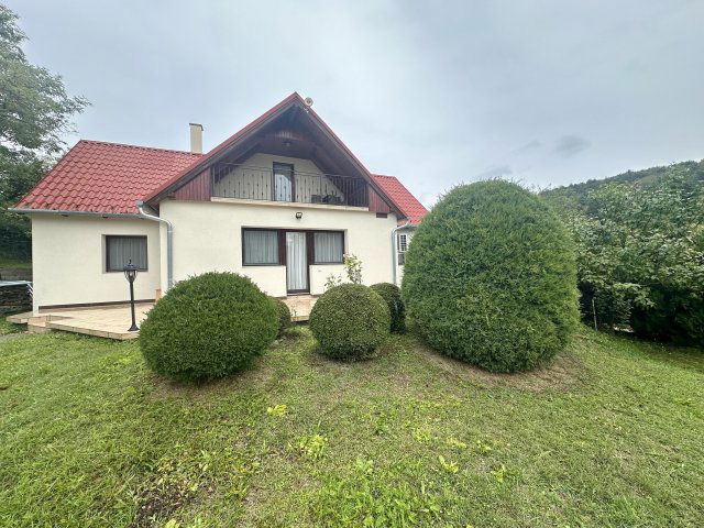 Eladó családi ház, Cserszegtomajon 89 M Ft, 3+1 szobás