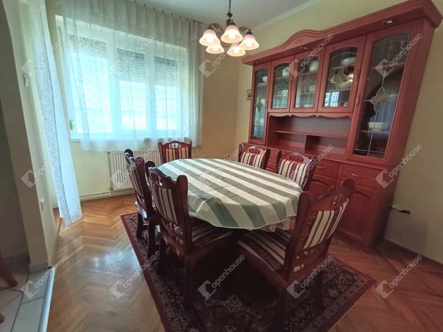 Kiadó sorház, albérlet, Zalaegerszegen 230 E Ft / hó, 4 szobás