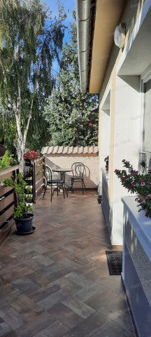 Eladó családi ház, Győrött 98.9 M Ft, 4+2 szobás