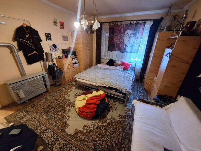 Eladó téglalakás, Kaposváron 29.5 M Ft, 1 szobás