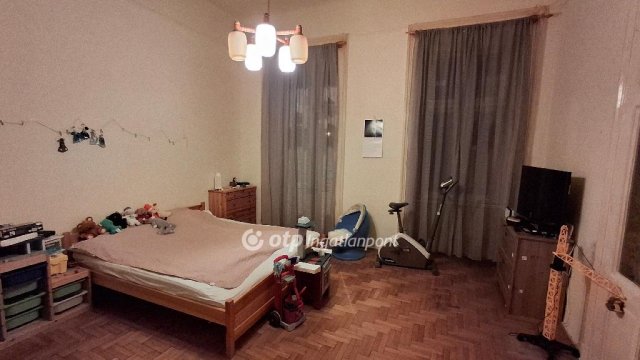 Eladó téglalakás, Budapesten, VII. kerületben 75 M Ft