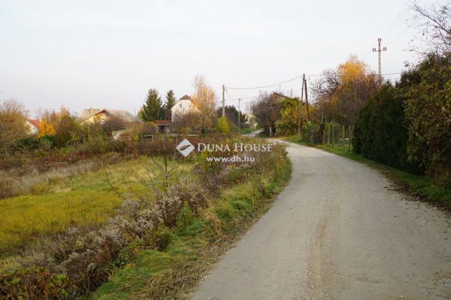 Eladó telek, Lábatlanon 25.25 M Ft / költözzbe.hu