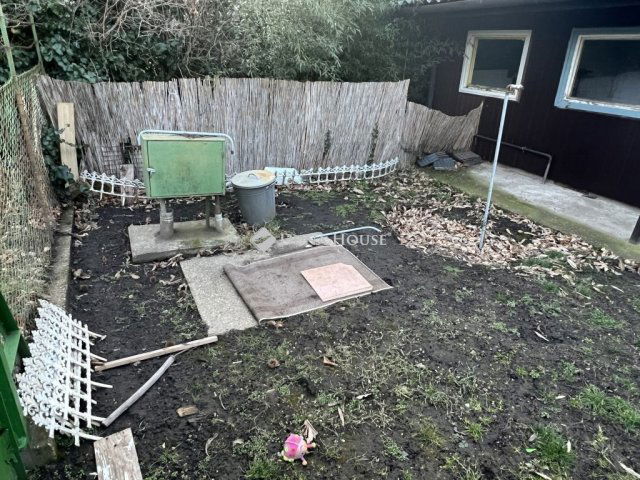 Eladó nyaraló, Velencén 29.85 M Ft, 2 szobás