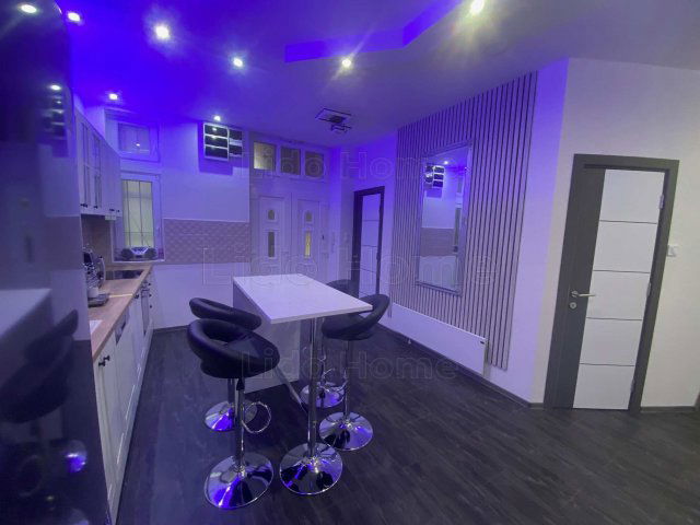 Eladó téglalakás, Nagykanizsán 64.5 M Ft, 1 szobás