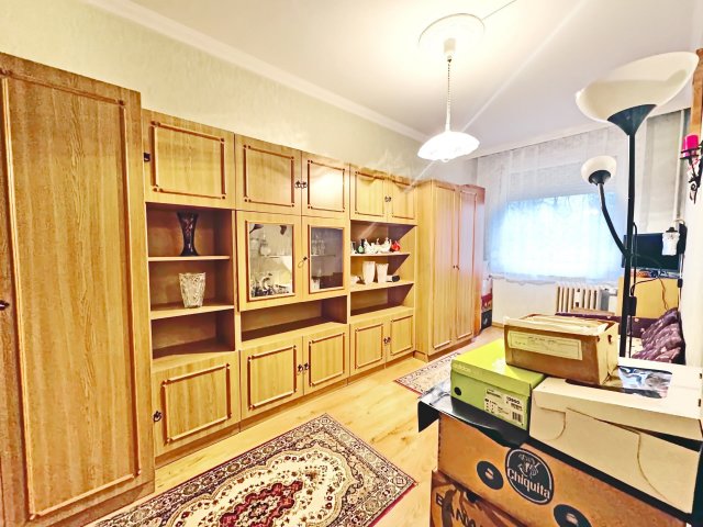 Eladó panellakás, Debrecenben 58.95 M Ft, 2+1 szobás