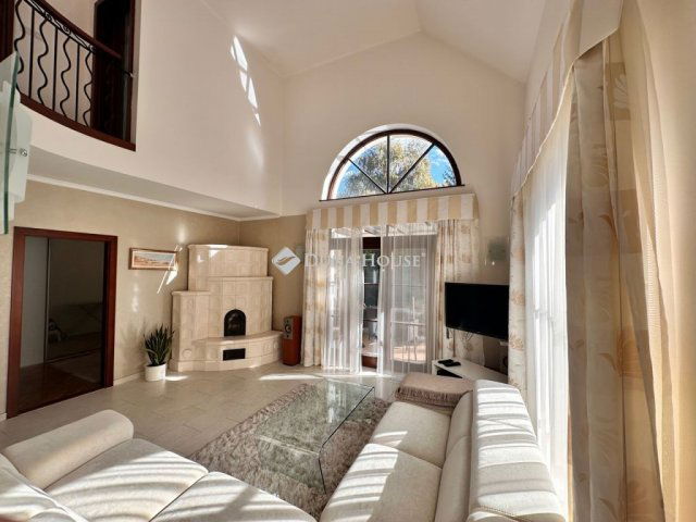 Eladó családi ház, Nyíregyházán 139.9 M Ft, 6 szobás