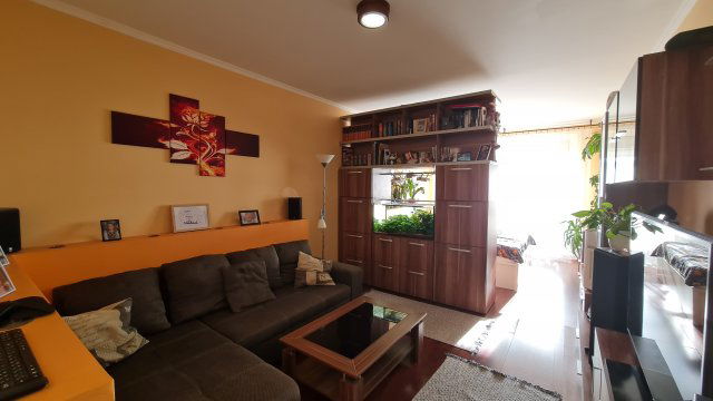 Eladó panellakás, Dunaújvárosban, Köztársaság úton 29.9 M Ft