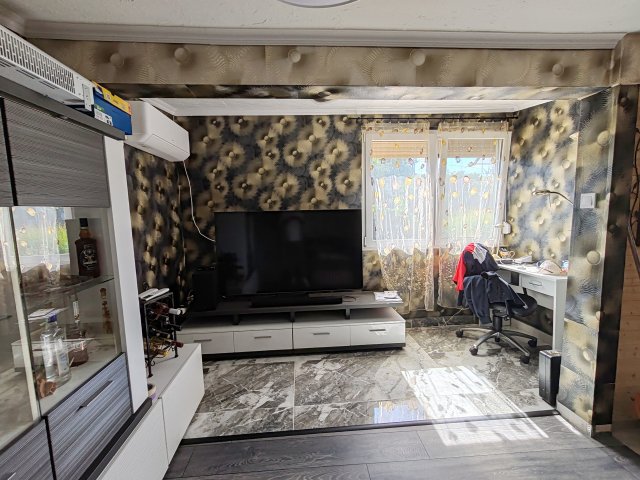 Eladó családi ház, Pázmándfalun 38 M Ft, 2 szobás