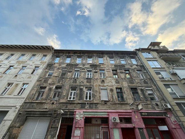 Eladó üzlethelyiség, Budapesten, IX. kerületben, Gát utcában