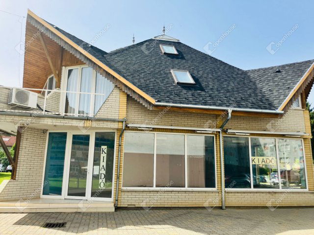 Kiadó üzlethelyiség, Lentiben 150 E Ft / hó