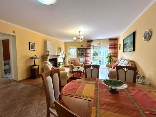 Eladó téglalakás, Érden 96.9 M Ft, 4 szobás