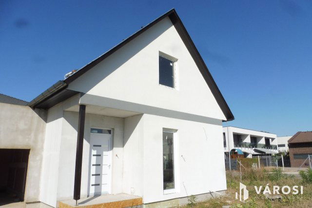 Eladó ikerház, Szegeden 99.9 M Ft, 4 szobás