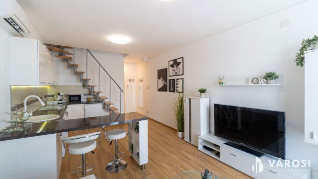 Kiadó téglalakás, albérlet, Siófokon 200 E Ft / hó, 2 szobás
