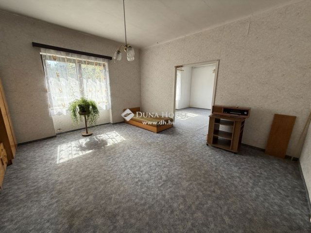 Eladó családi ház, Budapesten, XX. kerületben 150 M Ft, 8 szobás