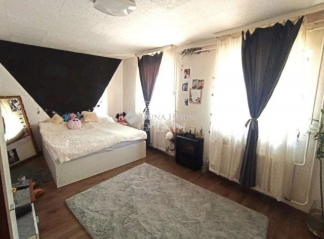 Eladó családi ház, Ócsán 67.9 M Ft, 4+3 szobás