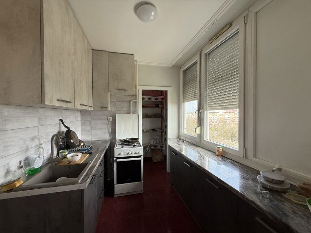 Eladó téglalakás, Nyíregyházán 65.5 M Ft, 3 szobás