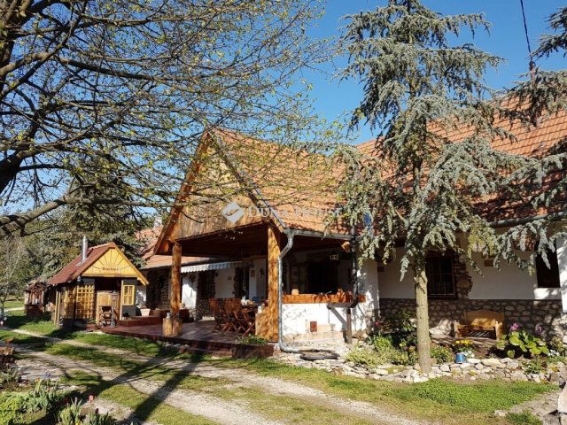 Eladó családi ház, Gánton 120 M Ft, 3 szobás
