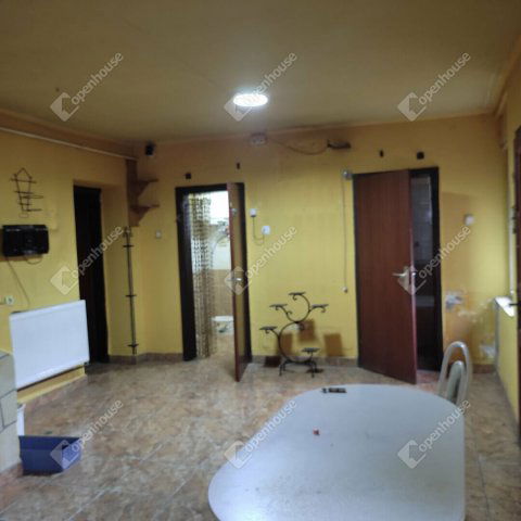 Eladó családi ház, Celldömölkön 24.9 M Ft, 2 szobás