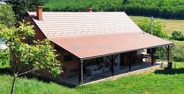 Eladó családi ház, Gödrén 8 M Ft, 3+1 szobás