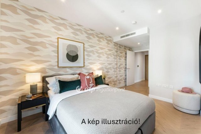 Eladó téglalakás, Szegeden 92 M Ft, 3 szobás