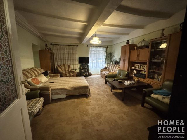 Eladó családi ház, Hódmezővásárhelyen 35 M Ft, 2+1 szobás