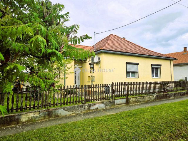 Eladó családi ház, Kistótfalun 65 M Ft, 3 szobás