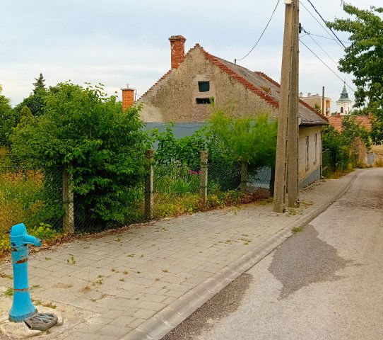 Eladó családi ház, Szerencsen 9.5 M Ft, 2 szobás