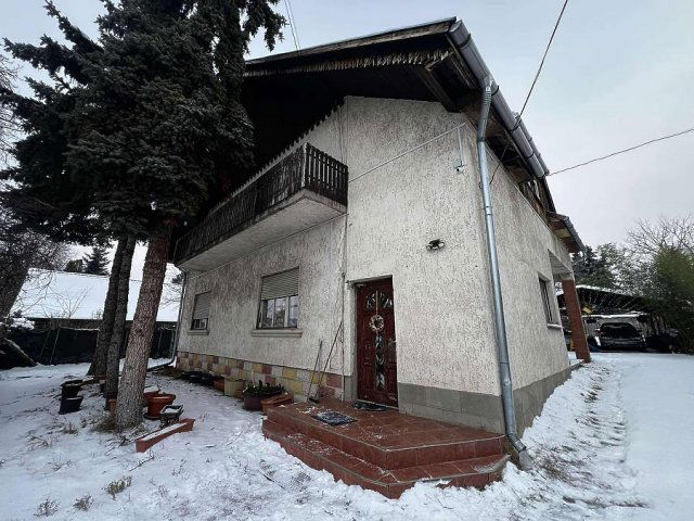 Eladó családi ház, Gödöllőn 89.9 M Ft, 6 szobás